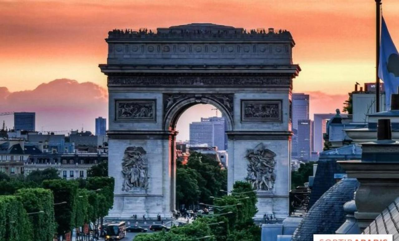 Suite Junior Avec Balcon Et Vue Sur Arc De Triomphe ปารีส ภายนอก รูปภาพ